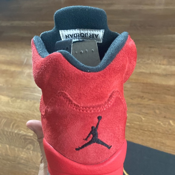 Jordan Red - Picture 8 of 9